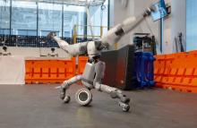 robot head stand